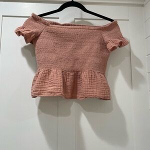 American Eagle Off the Shoulder Top Size S